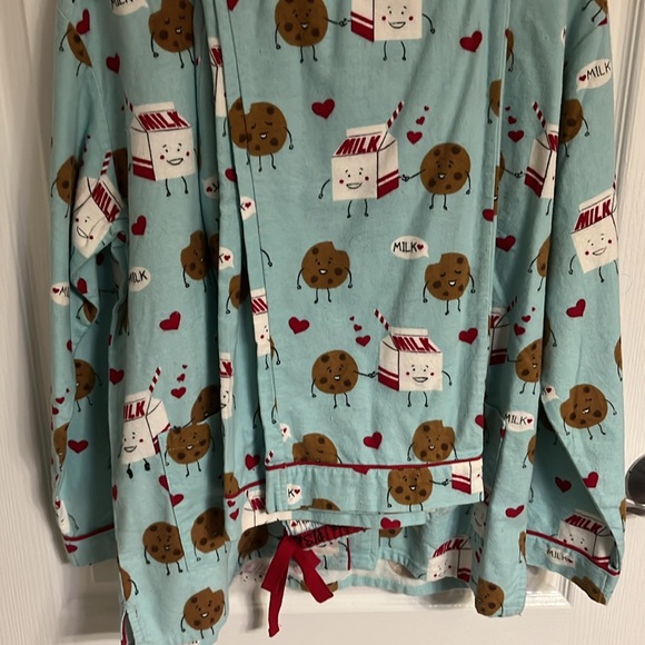 NWT PJ Salvage Flannel Women’s Size Small “Milk and Cookies” PJ Set *Price Firm* - Picture 6 of 6